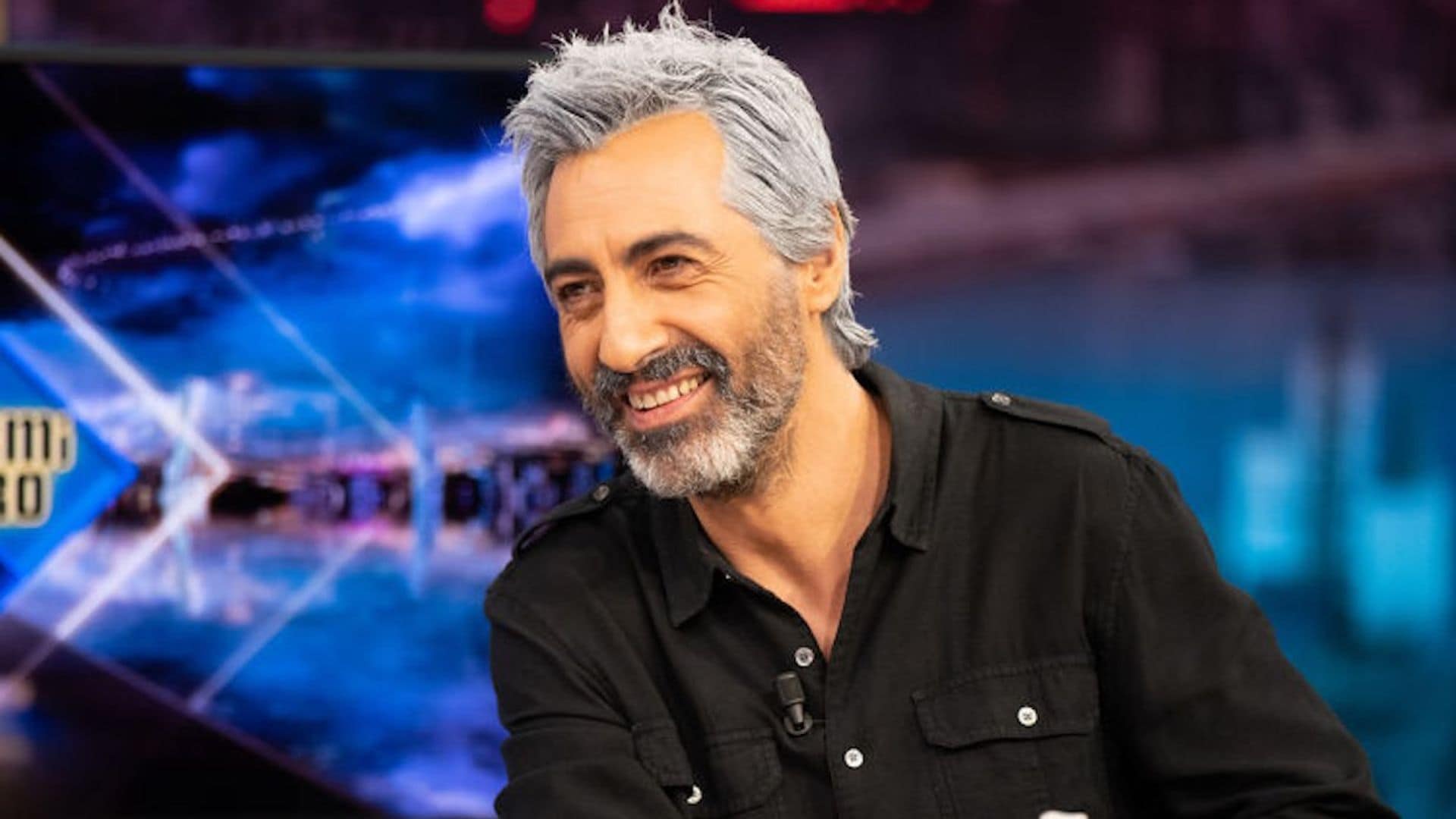 Juan del Val cumple su promesa y sorprende con un look 'a lo George Clooney'