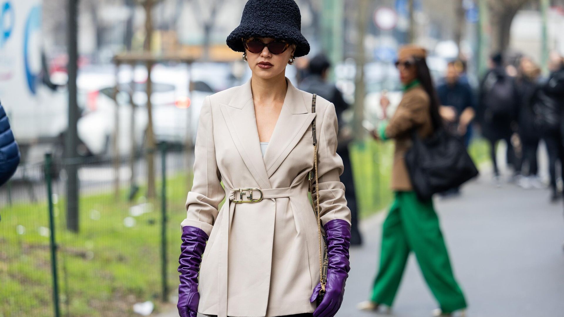 El street style más cool de Milán Fashion Week otoño-invierno 2023