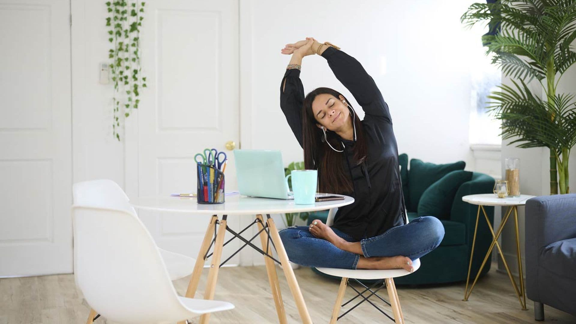 Estos ejercicios de yoga te ayudarán a calmarte si los nervios te superan