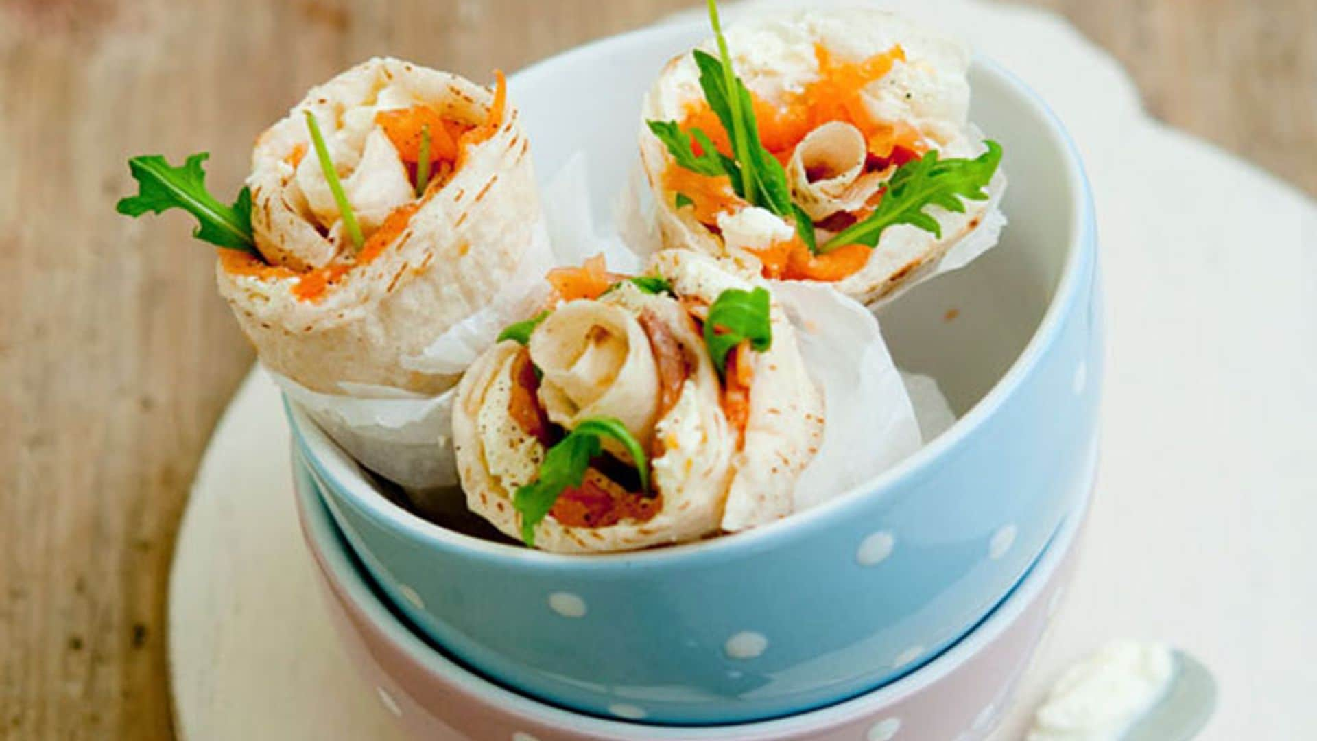 'Wrap' de salmón, rúcula y queso crema