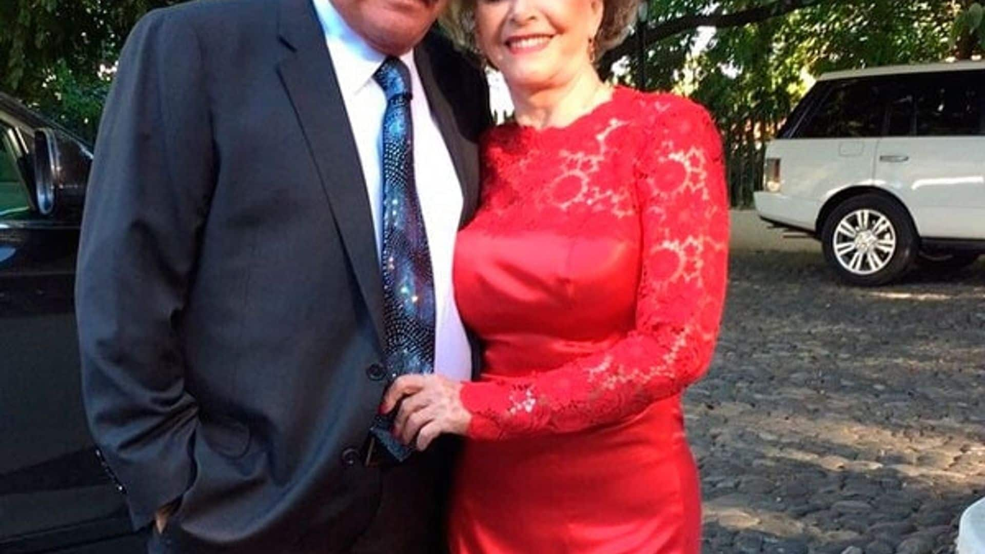 Vicente Fernández y Doña Cuquita, un amor que nació en Huentitán