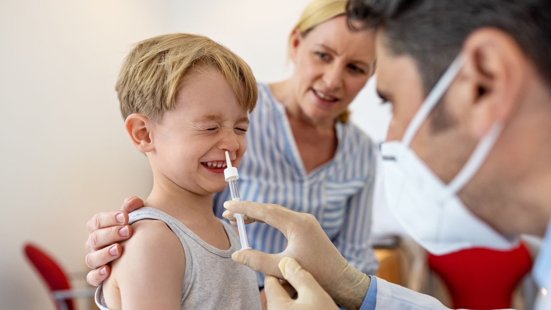 ¿Es conveniente vacunar de la gripe a los niños menores de 5 años?