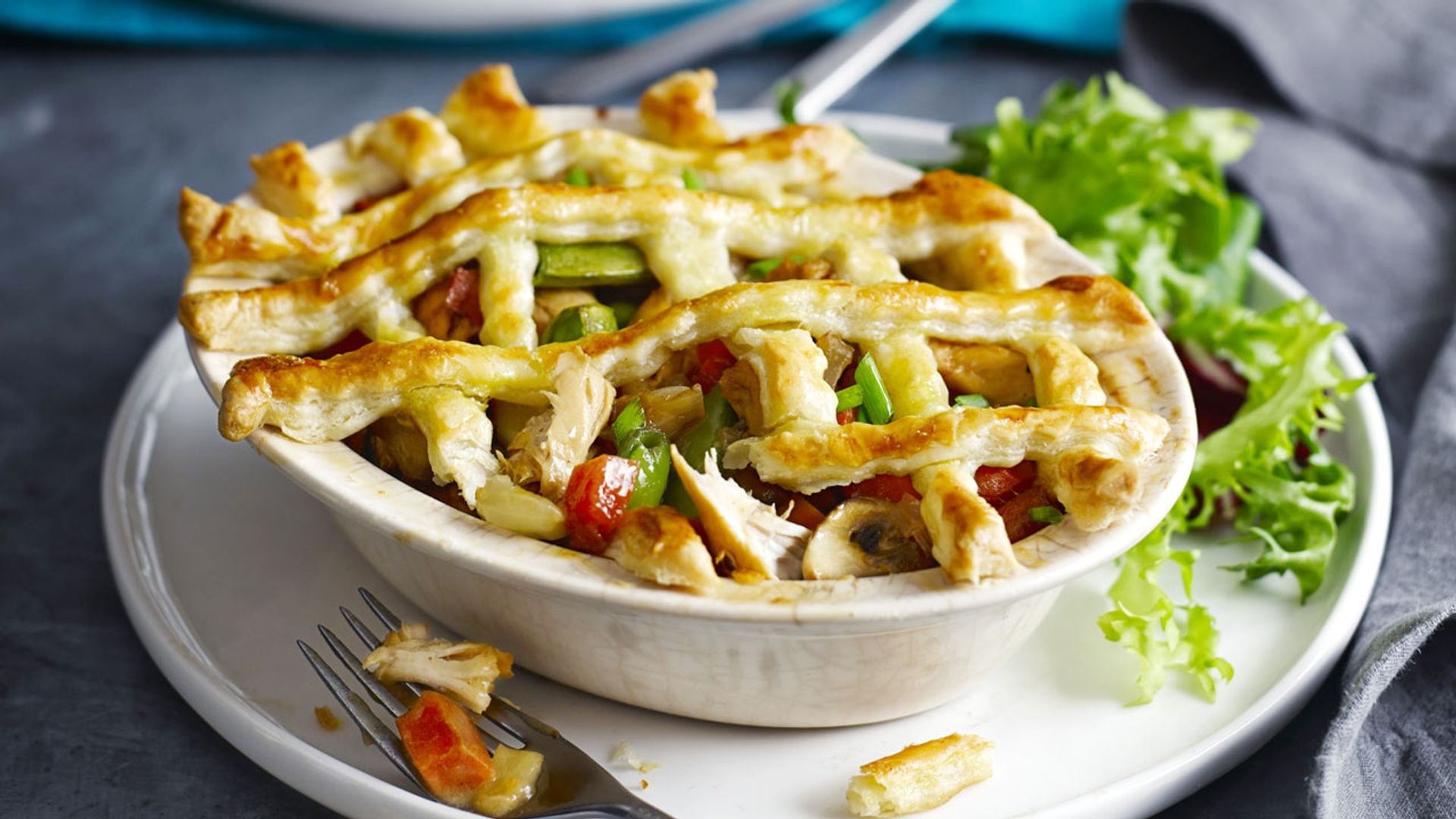 Pastel de pavo, setas y verduras