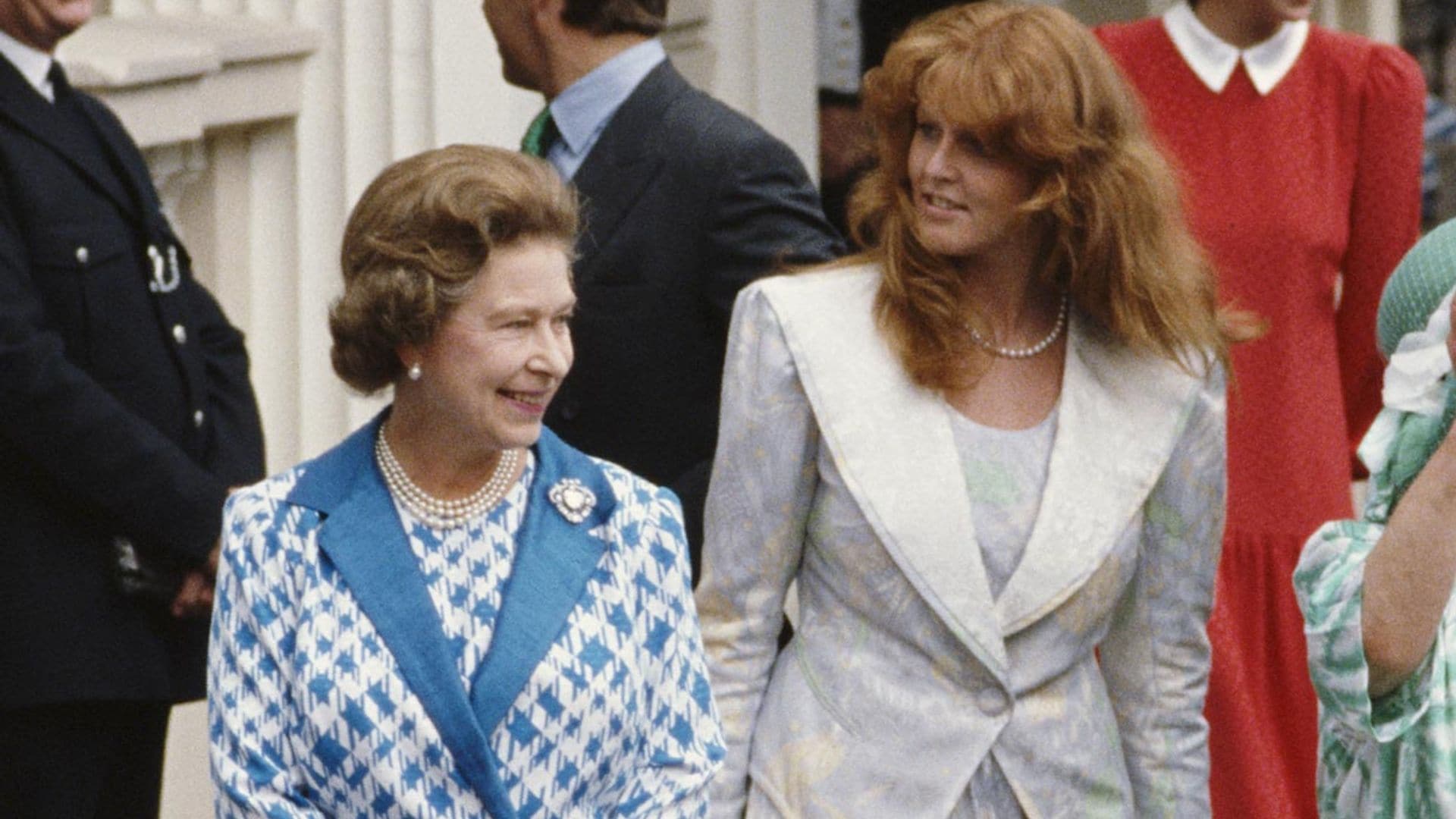 Como un elefante en una cacharrería: la desastrosa entrada de Sarah Ferguson al conocer a Isabel II