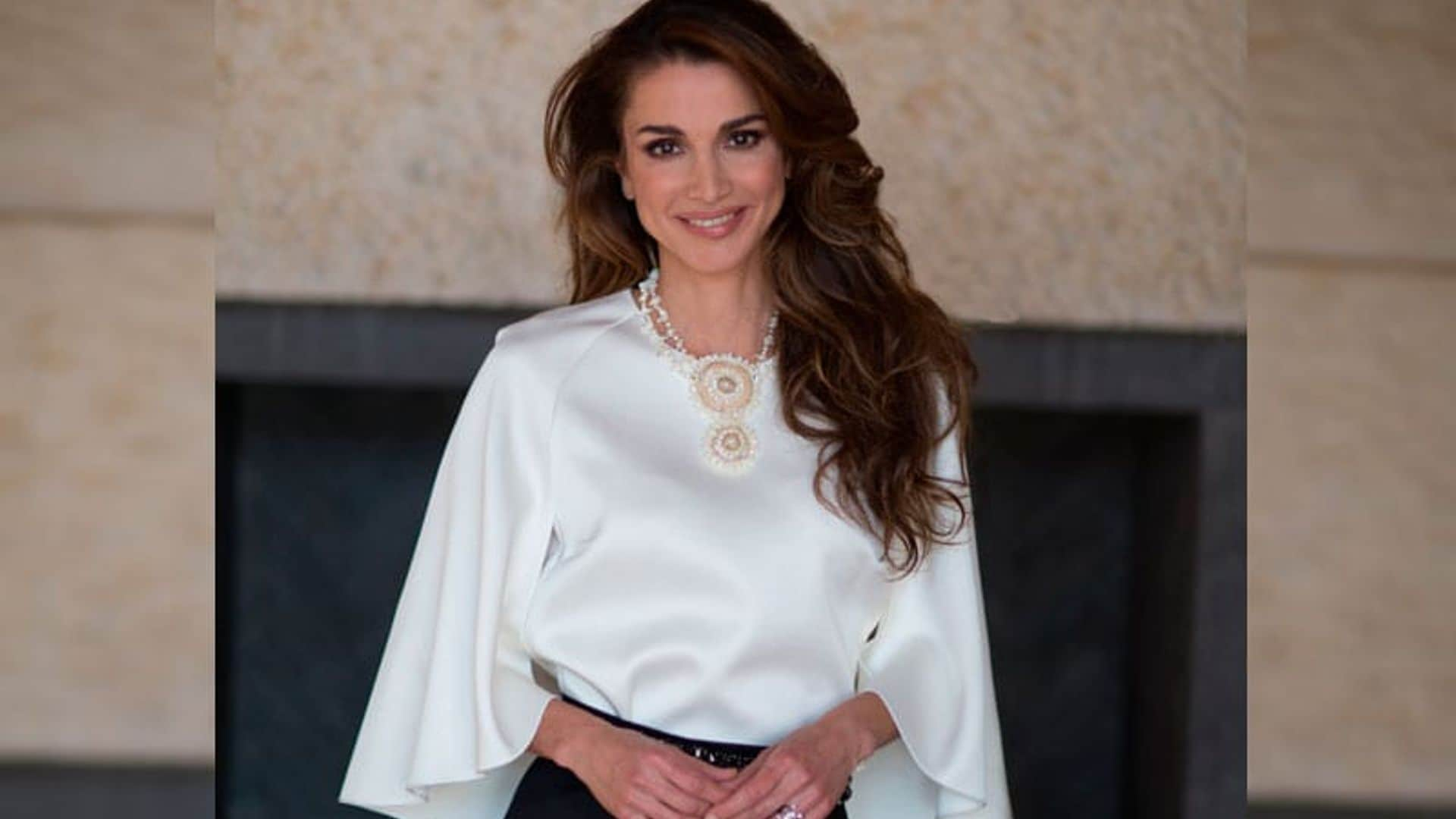 ¡Radiante! Rania de Jordania celebra sus 46 años más guapa que nunca