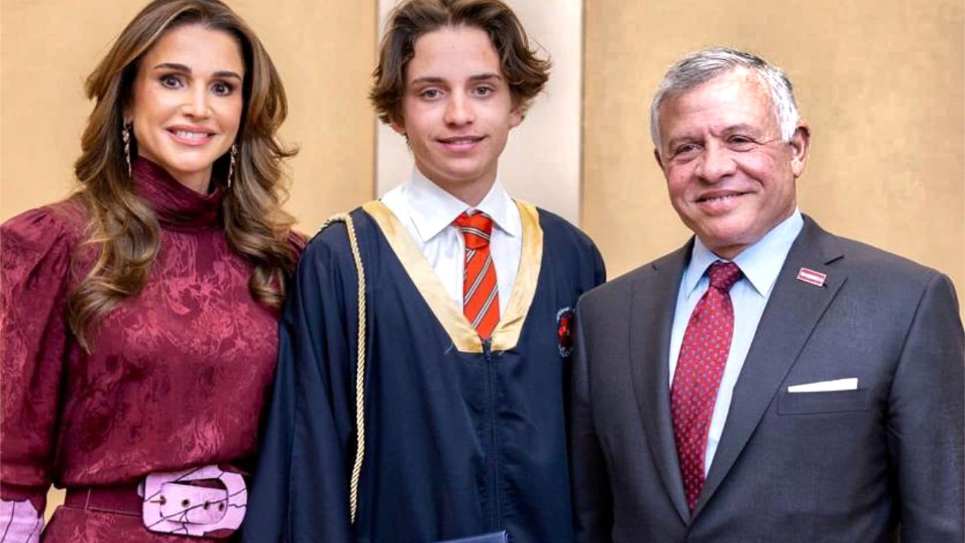 La alegría de Rania de Jordania y Abdalá en la graduación del príncipe Hashem en un mes repleto de celebraciones