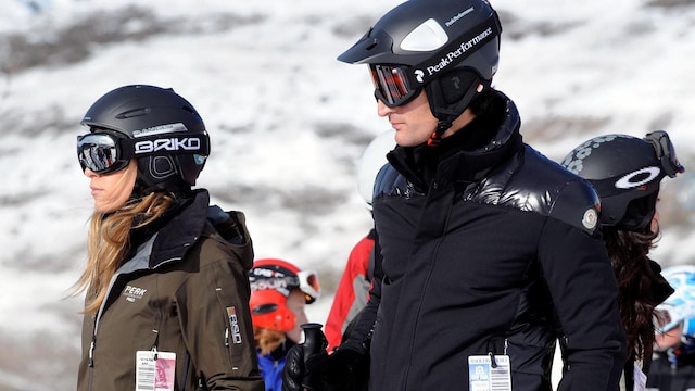 rafael de medina y laura vecino en la nieve