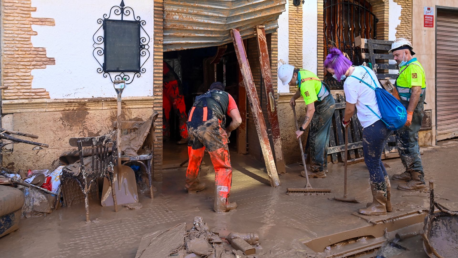 La angustiosa lucha de una embarazada de siete meses por salvar a su bebé en medio de la riada de Catarroja