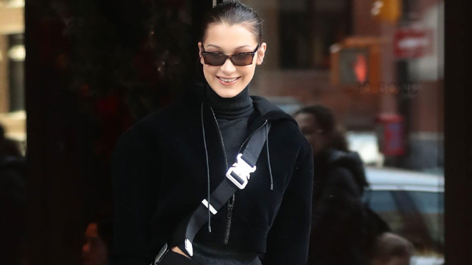 ¿Por qué las botas que lleva Bella Hadid van a ser tu próximo objeto de deseo?