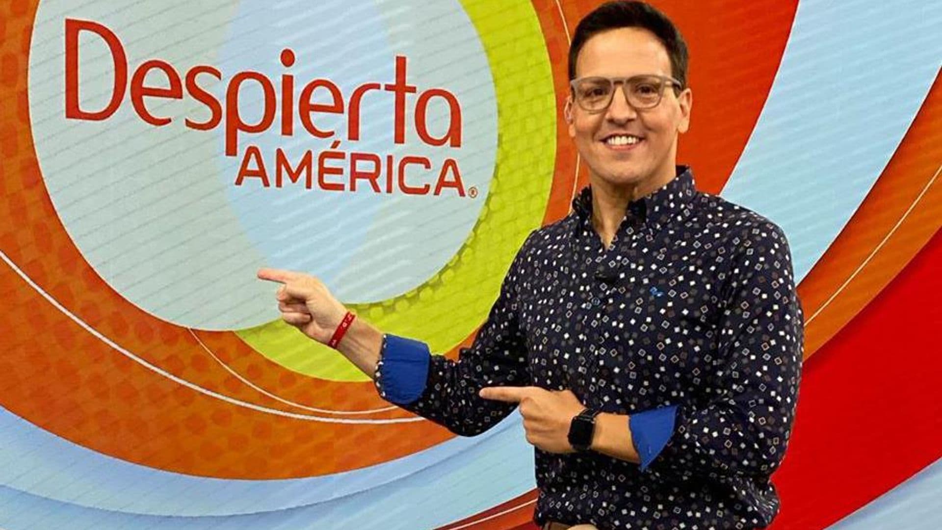 Raúl González regresa a ‘Despierta América’, tras el fallecimiento de su padre