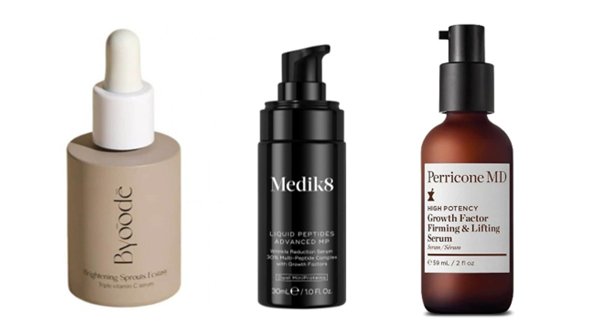 De izqda. a dcha.: Brightening  Sprouts Ecstasy, de Byoode (55 euros); Liquid Peptides Advanced MP, de Medik8 (95 euros); y Growth Factor Firming & Lifting Serum de Perricone MD (147 euros). 