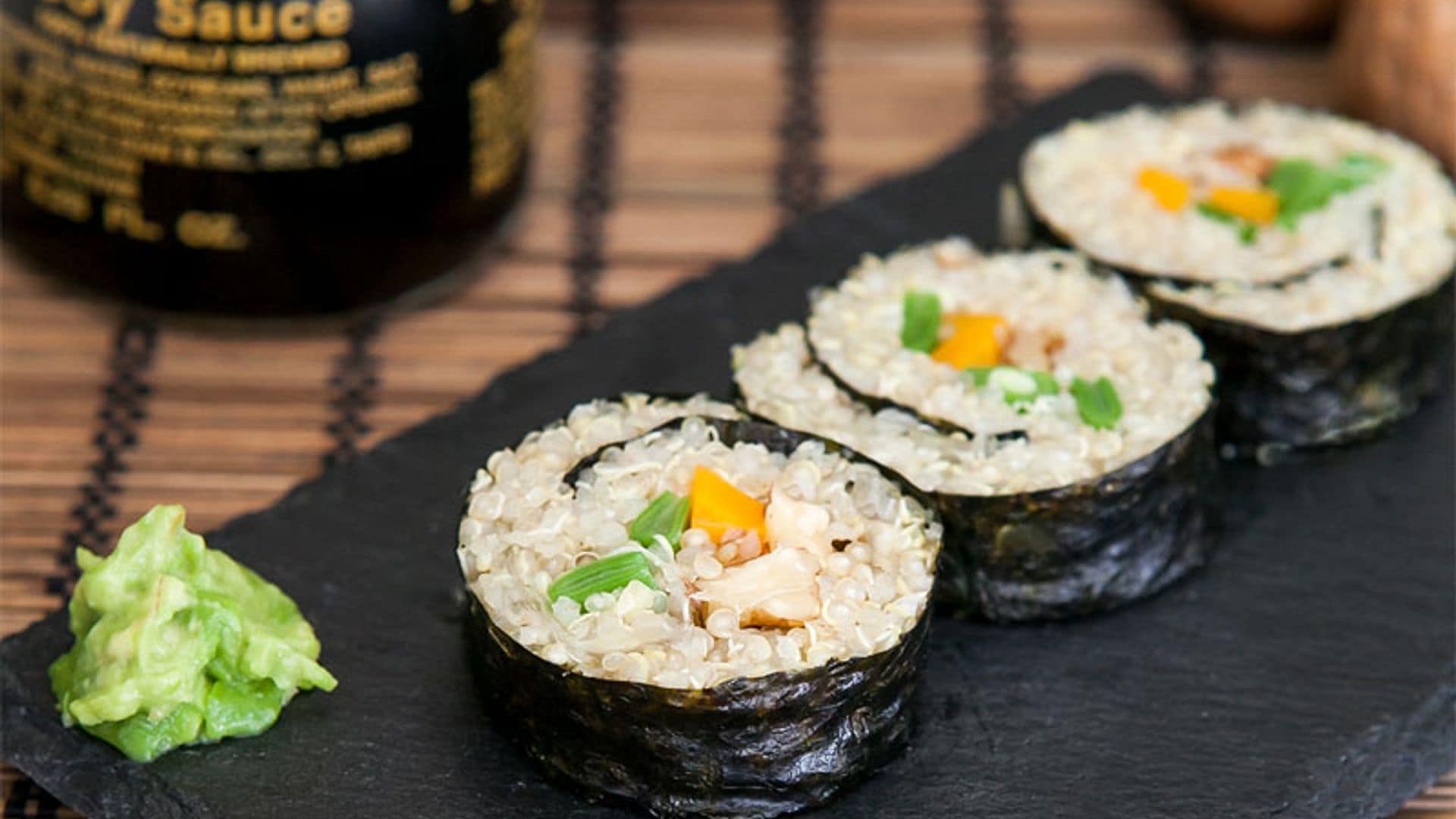 'Makis' de 'quinoa' con nueces