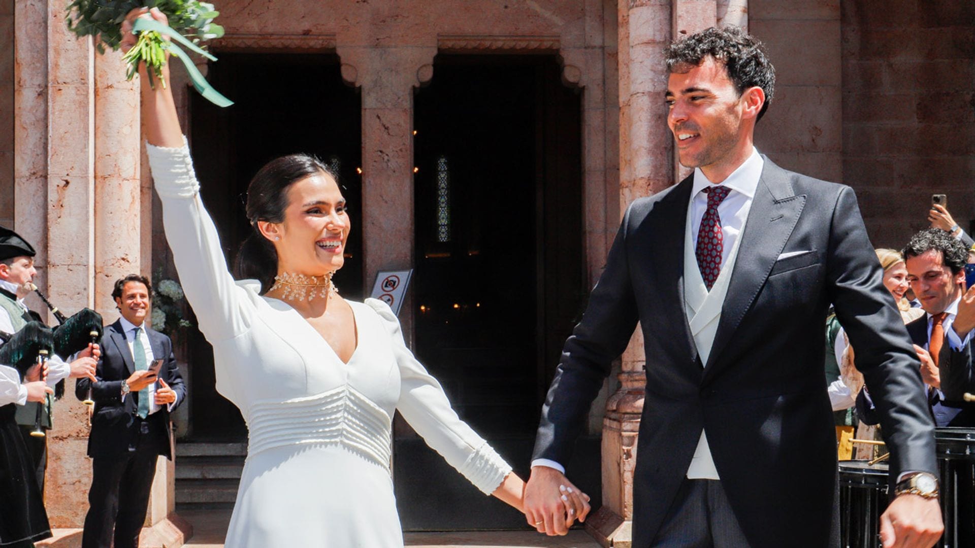 Cristina Gutiérrez elige un vestido sencillo de espalda al aire para su boda con Juancho García-Obregón
