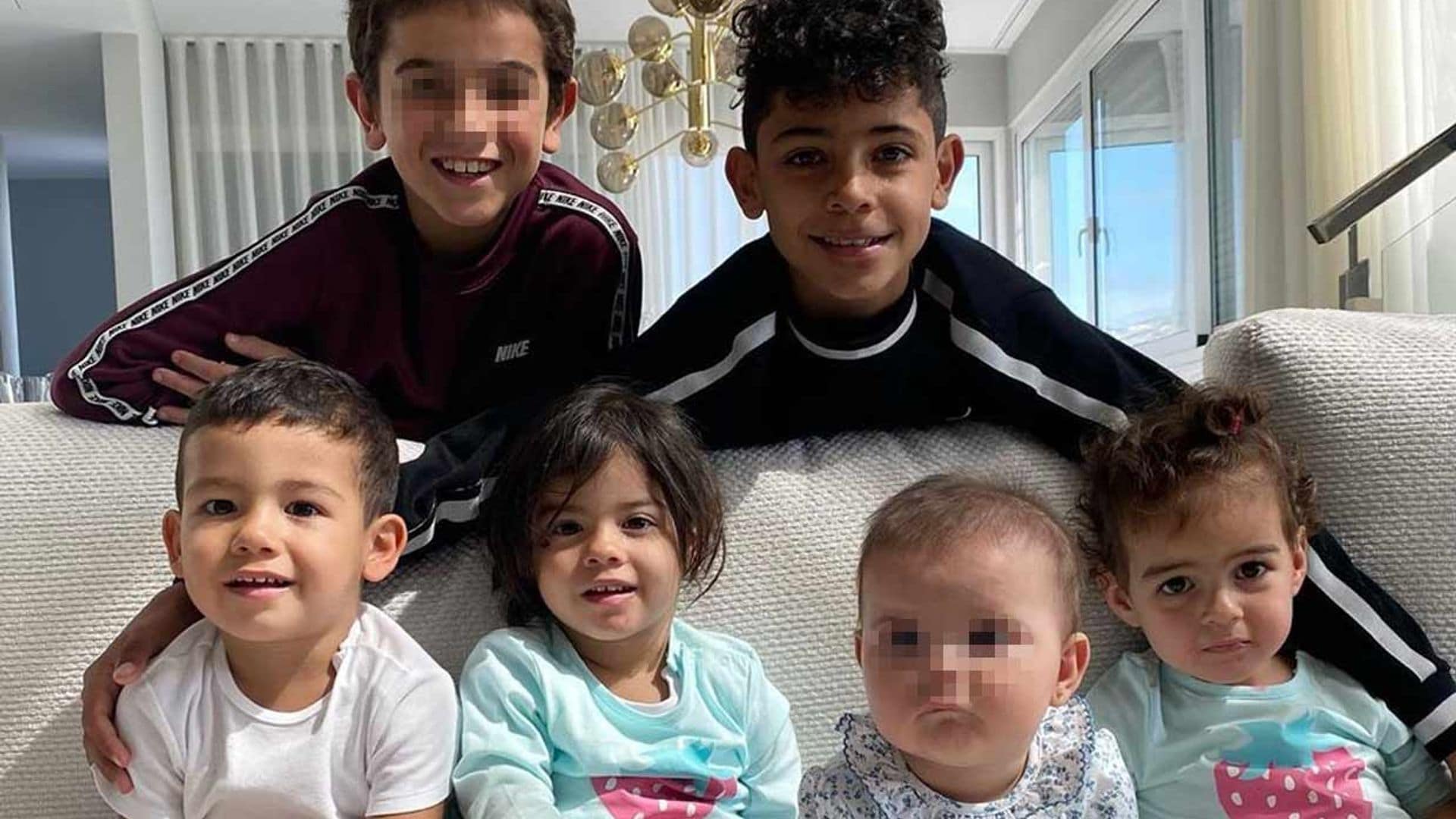 Los hijos de Cristiano Ronaldo y Georgina Rodríguez se divierten en Portugal con sus primos
