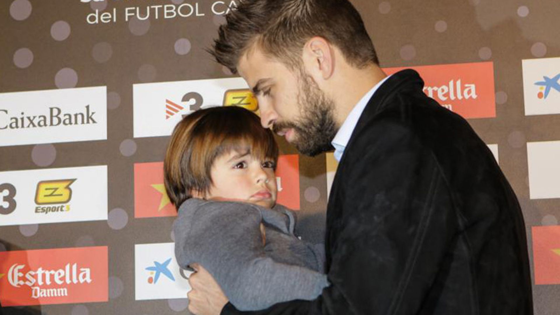 Shakira y Piqué, preocupados por la salud de su hijo Milan