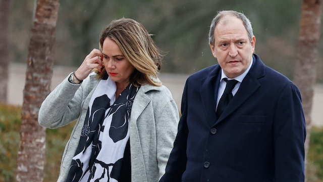 Juan Gómez-Acebo llegando junto a su pareja, Teresa Véret, a la capilla ardiente de Fernando Gómez-Acebo, en el Tanatorio Parcesa La Paz, a 2 de Marzo de 2024, en Alcobendas, Madrid Juan Gómez-Acebo llegando junto a su pareja, Teresa Véret, a la capilla ardiente de Fernando Gómez-Acebo, en el Tanatorio Parcesa La Paz, a 2 de Marzo de 2024, en Alcobendas, Madrid 