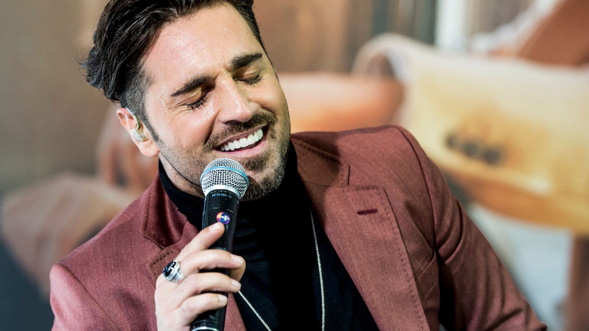 ¡Llegó el momento! David Bustamante lleva a sus 'Héroes' de concierto