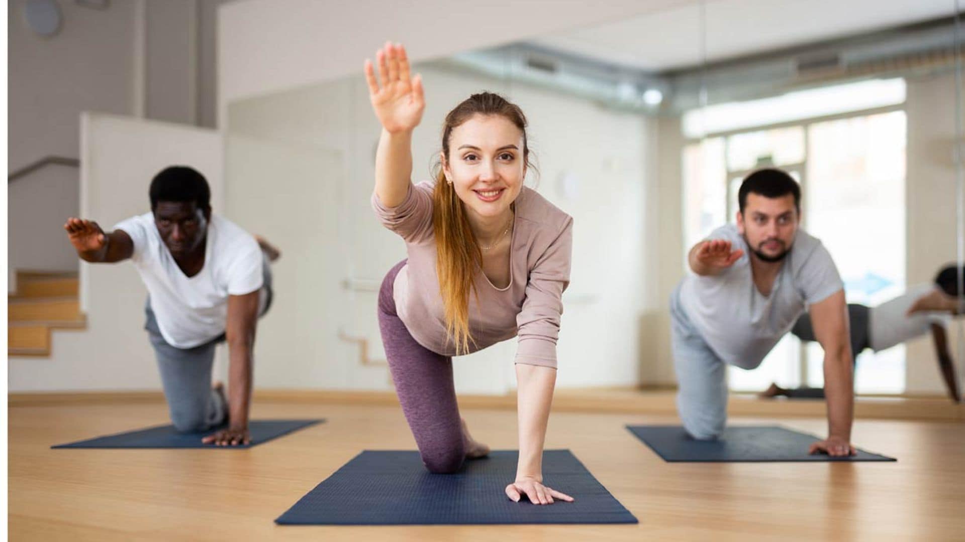 10 ejercicios sencillos para entrenar el equilibrio a cualquier edad