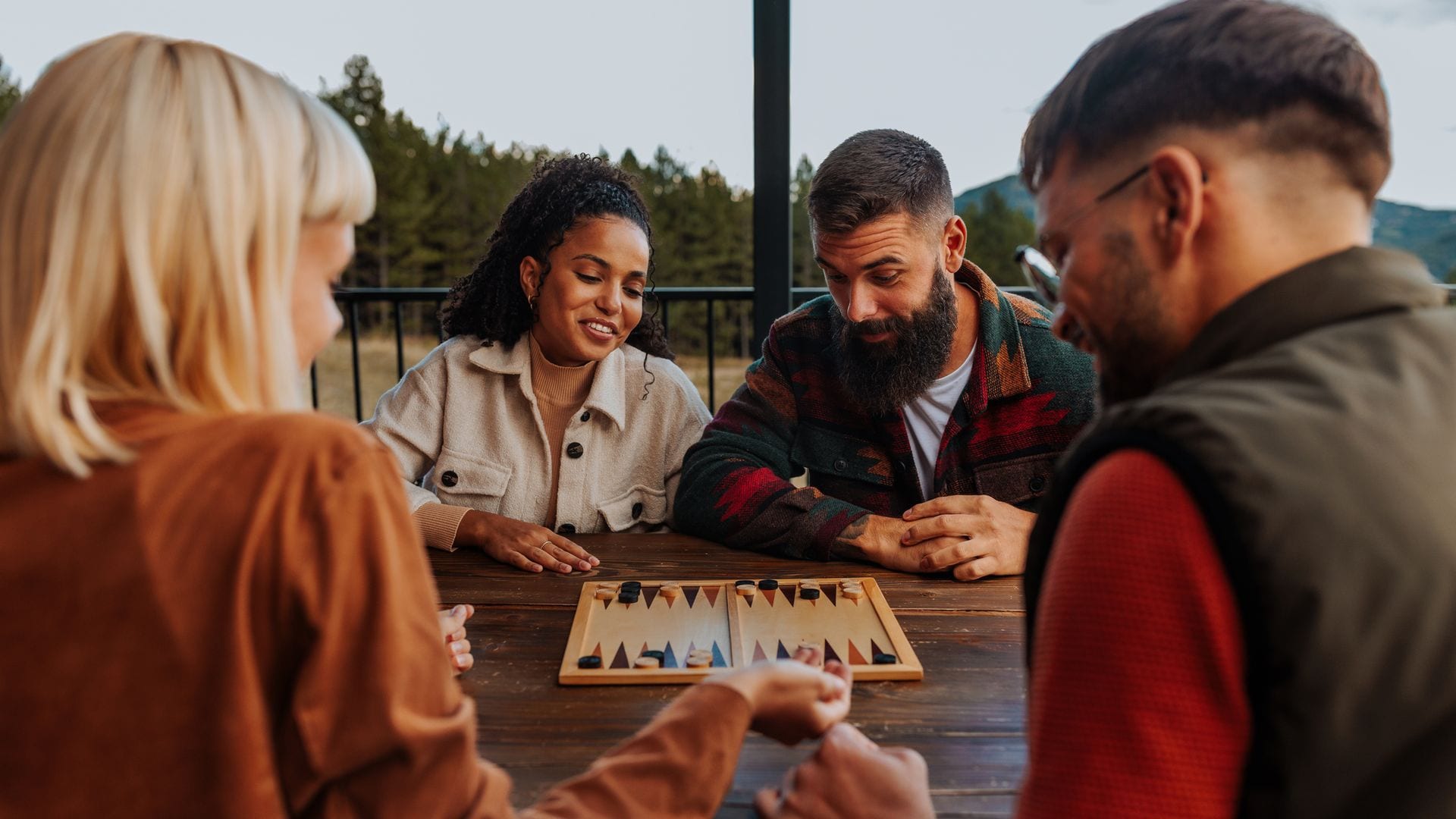 Hemos probado los 6 mejores juegos de mesa para adultos, uno para cada plan