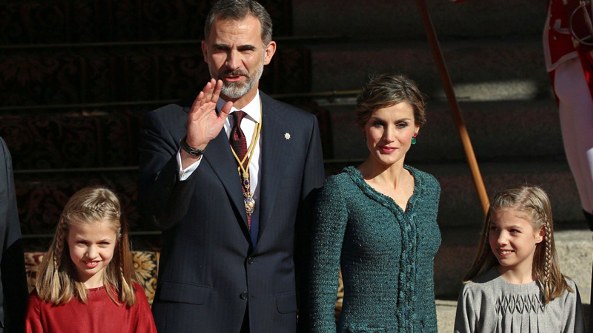 El Rey, acompañado de la Reina y sus hijas, preside la apertura de las Cortes Generales