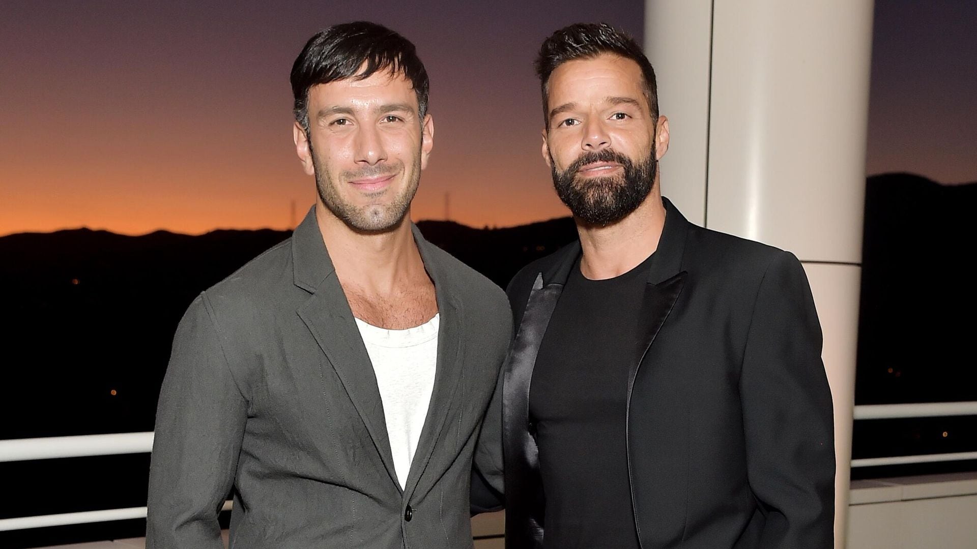 Ricky Martin revela cómo es la relación de su pareja con sus padres: ‘Mi madre y mi padre aman a mi esposo’