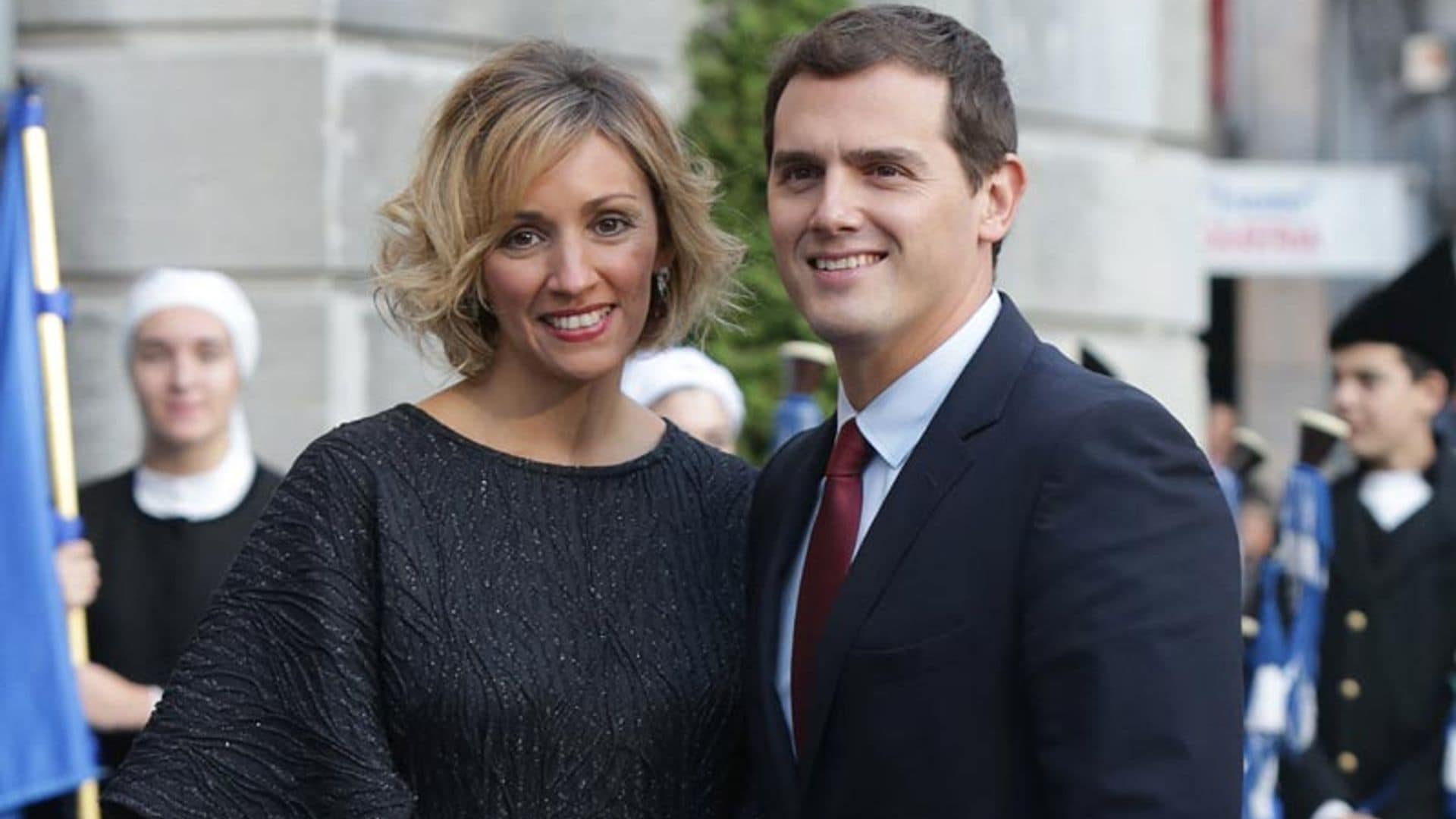 Beatriz Tajuelo, novia de Albert Rivera, se pone romántica en Twitter