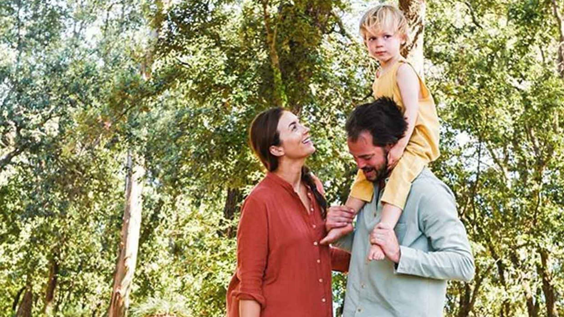 El idílico posado de Félix y Claire de Luxemburgo con sus hijos