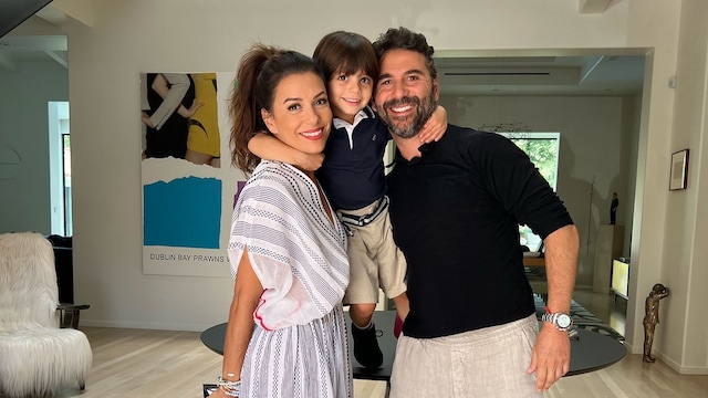 Eva Longoria y Pepe Bastón con su hijo Santiago