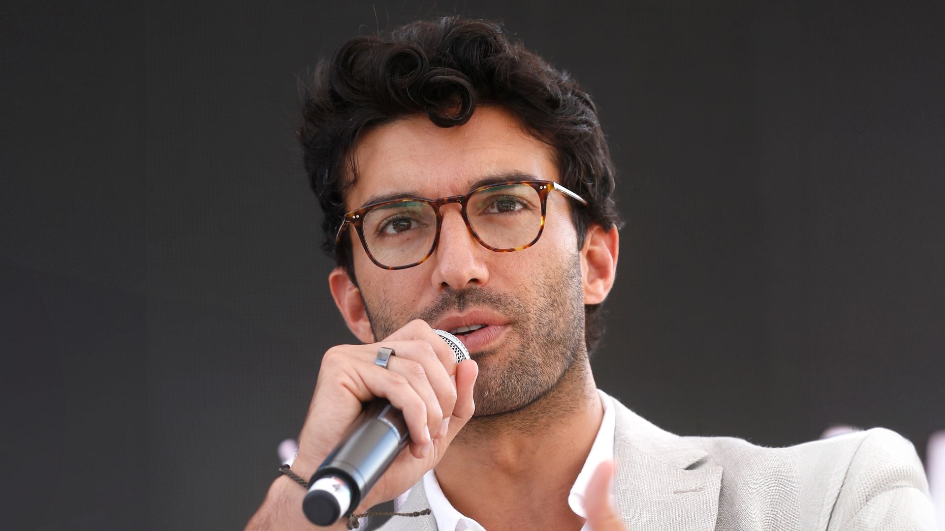 Justin Baldoni rompe su silencio en medio de su batalla legal con Blake Lively: 'Ha sido un año difícil'