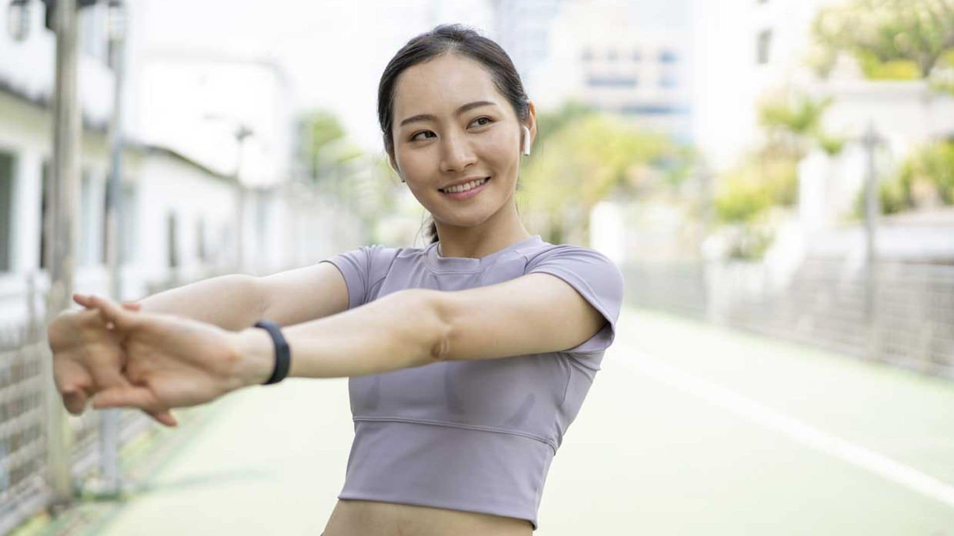 5 ejercicios fáciles para un cuerpo perfecto en tres minutos, según un método japonés