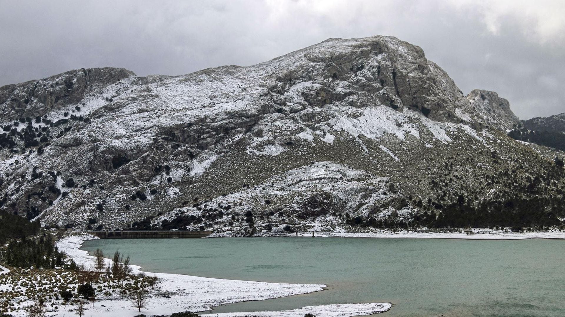 sierra de tramuntana palma de mallorca hola4097