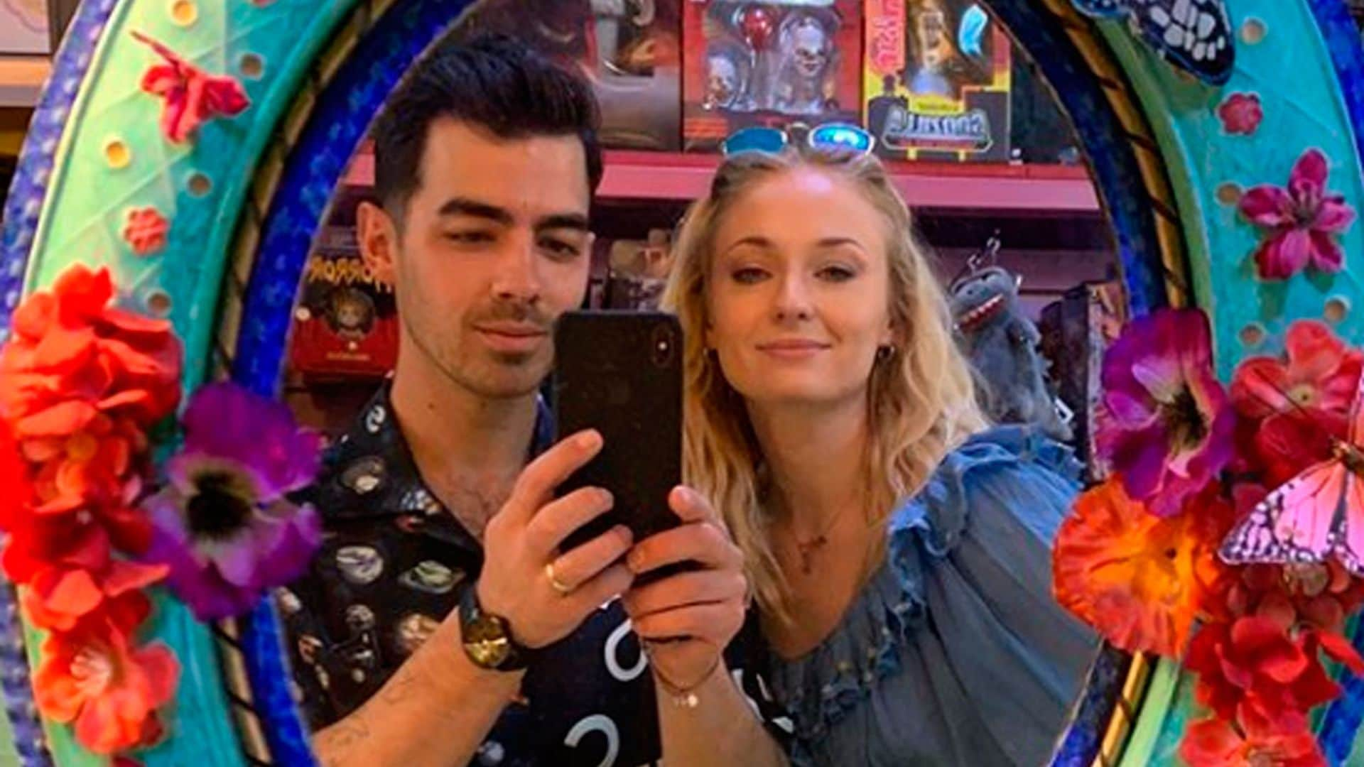 Sophie Turner y Joe Jonas han encontrado la forma más divertida de pasar el aislamiento