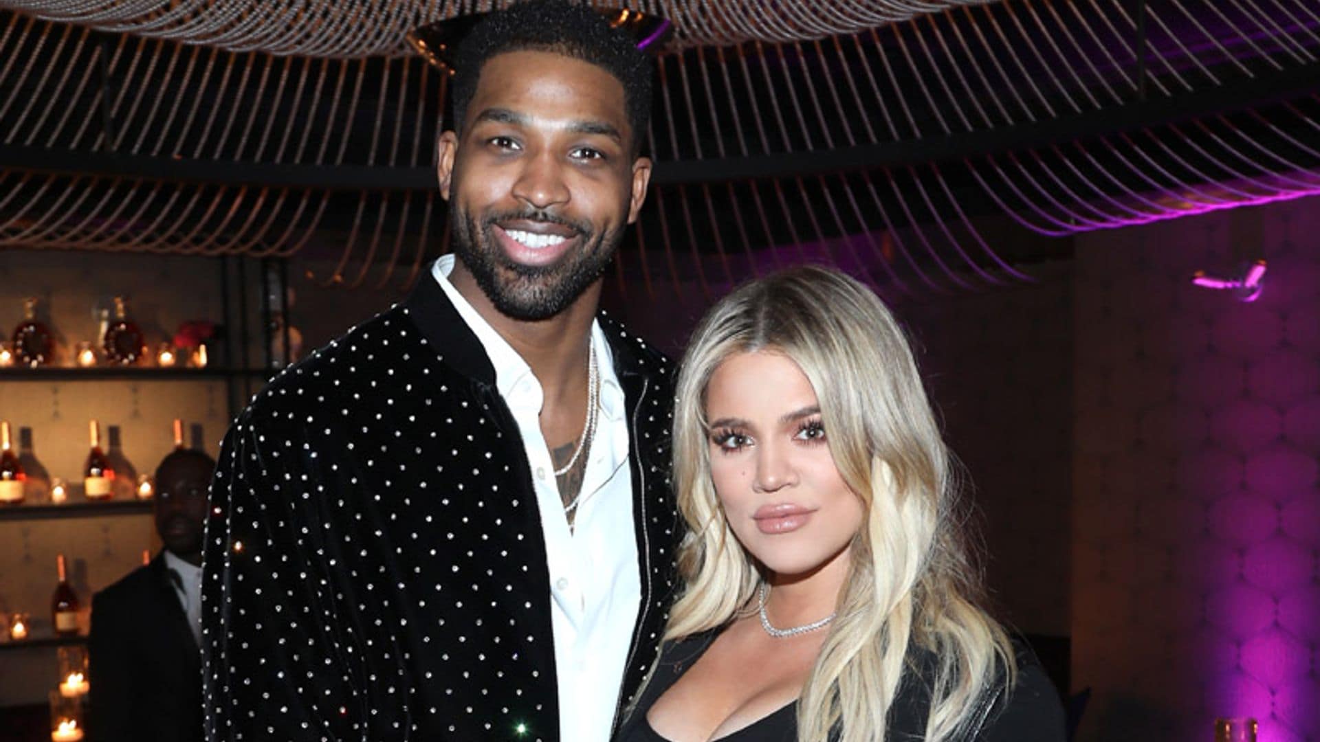 Las reacciones del clan Kardashian al nacimiento del bebé de Khloé tras la infidelidad de su pareja