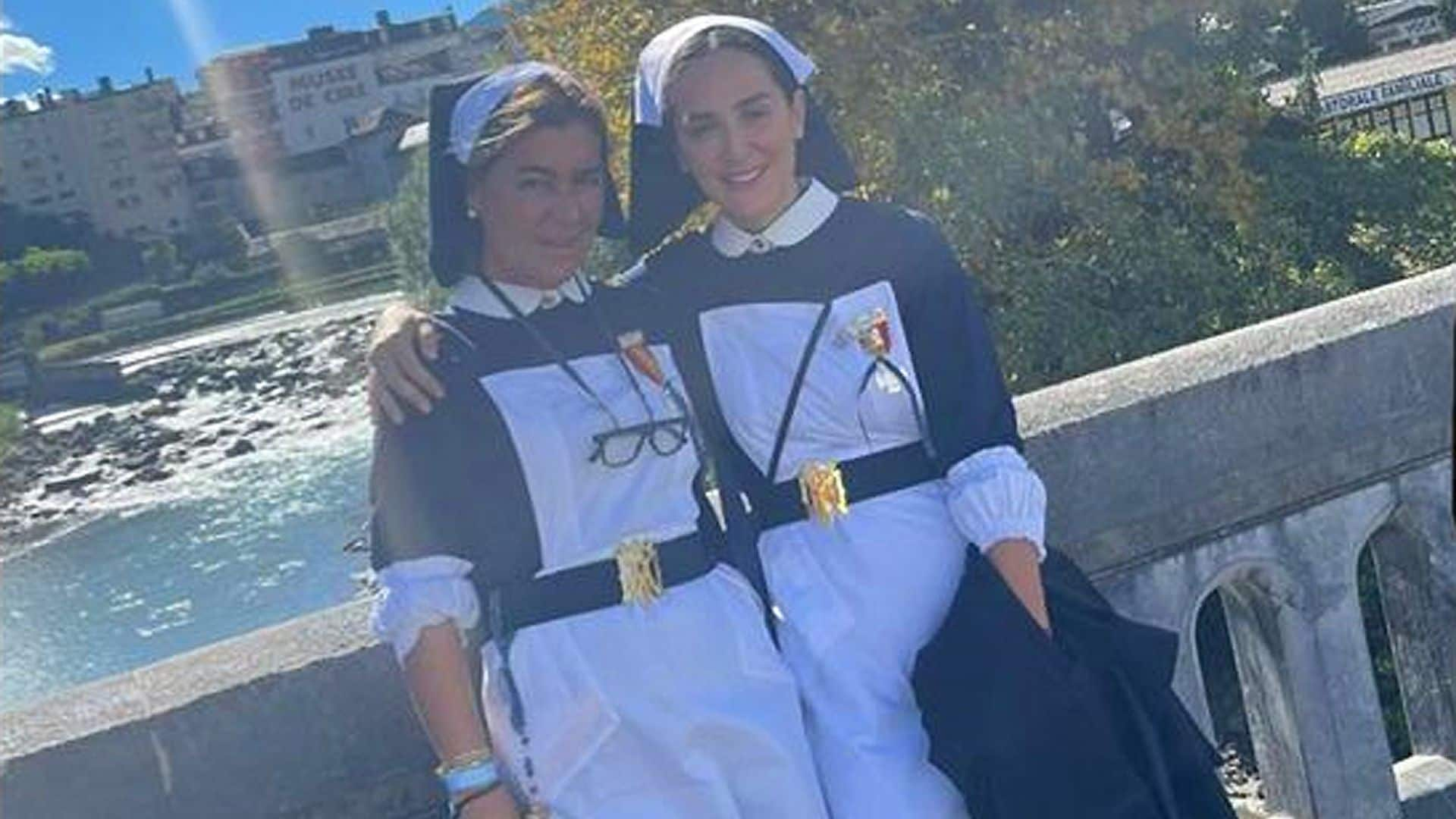 Tamara Falcó regresa 'feliz' a Madrid tras su primera peregrinación al Santuario de Nuestra Señora de Lourdes