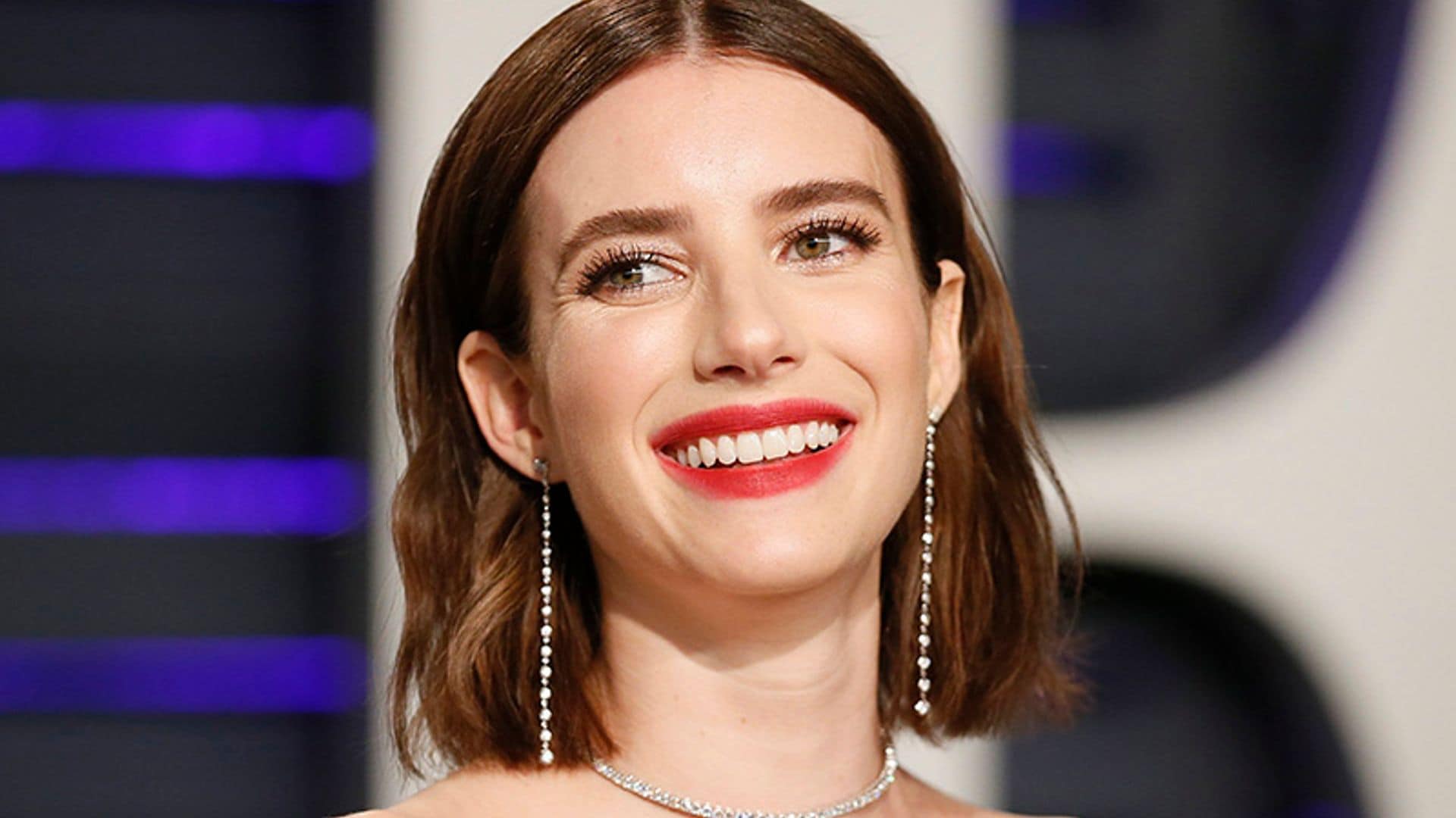 La fruta que ha transformado la piel de Emma Roberts en solo 15 días