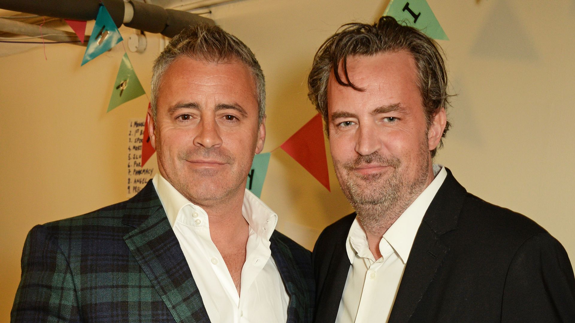 Crece la preocupación entre los actores de 'Friends' por Matt LeBlanc a causa de su aislamiento tras la muerte de Matthew Perry