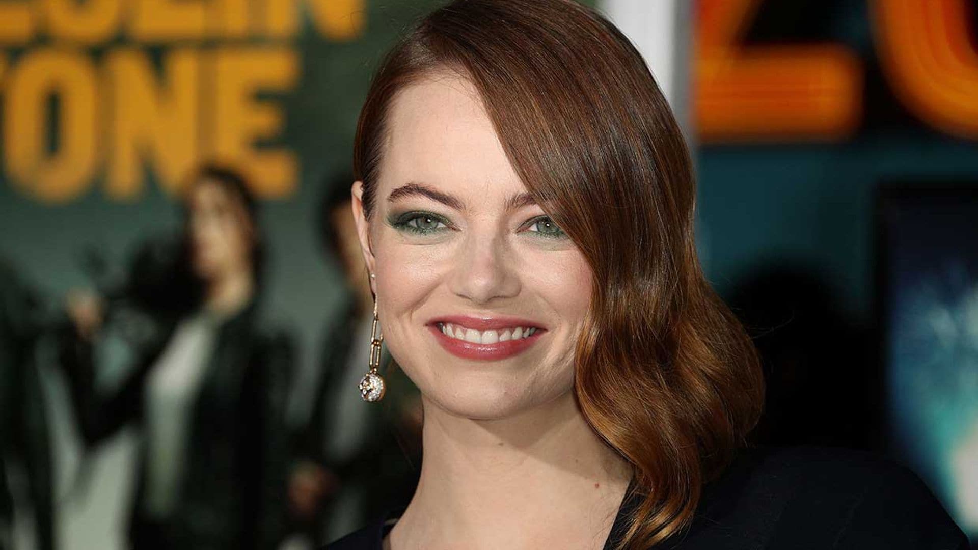 Así se ha metido Emma Stone en la piel de Cruella de Vil