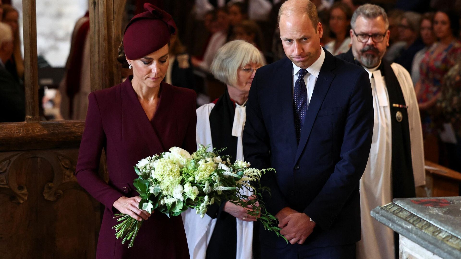 El príncipe William y Kate Middleton honran la memoria de la Reina Isabel a un año de su fallecimiento