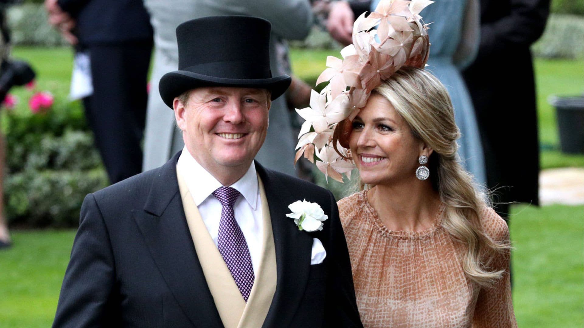 Lo más llamativo del look de Máxima de Holanda en Ascot no es su tocado (sino este detalle)