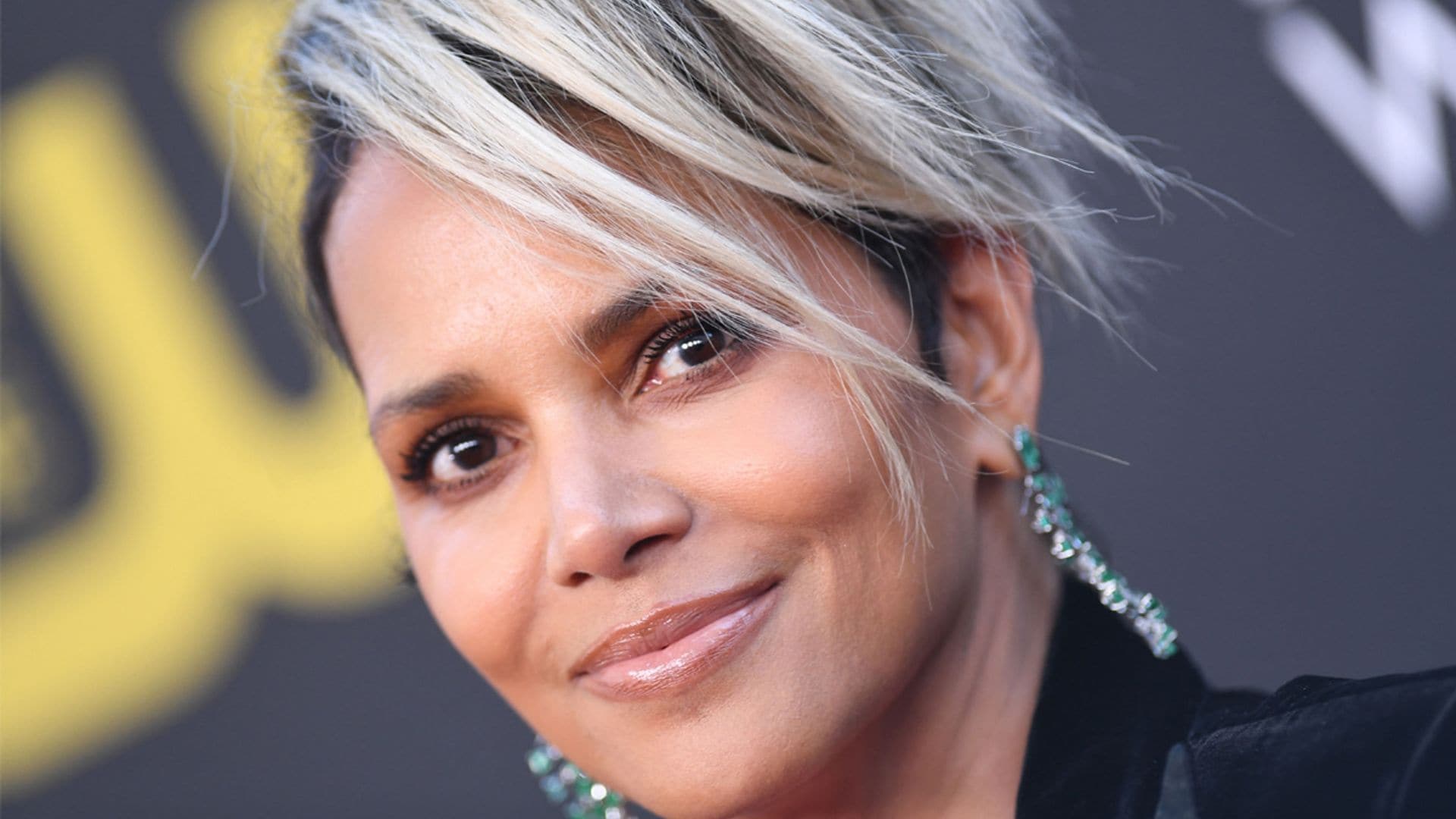 halle berry pelo