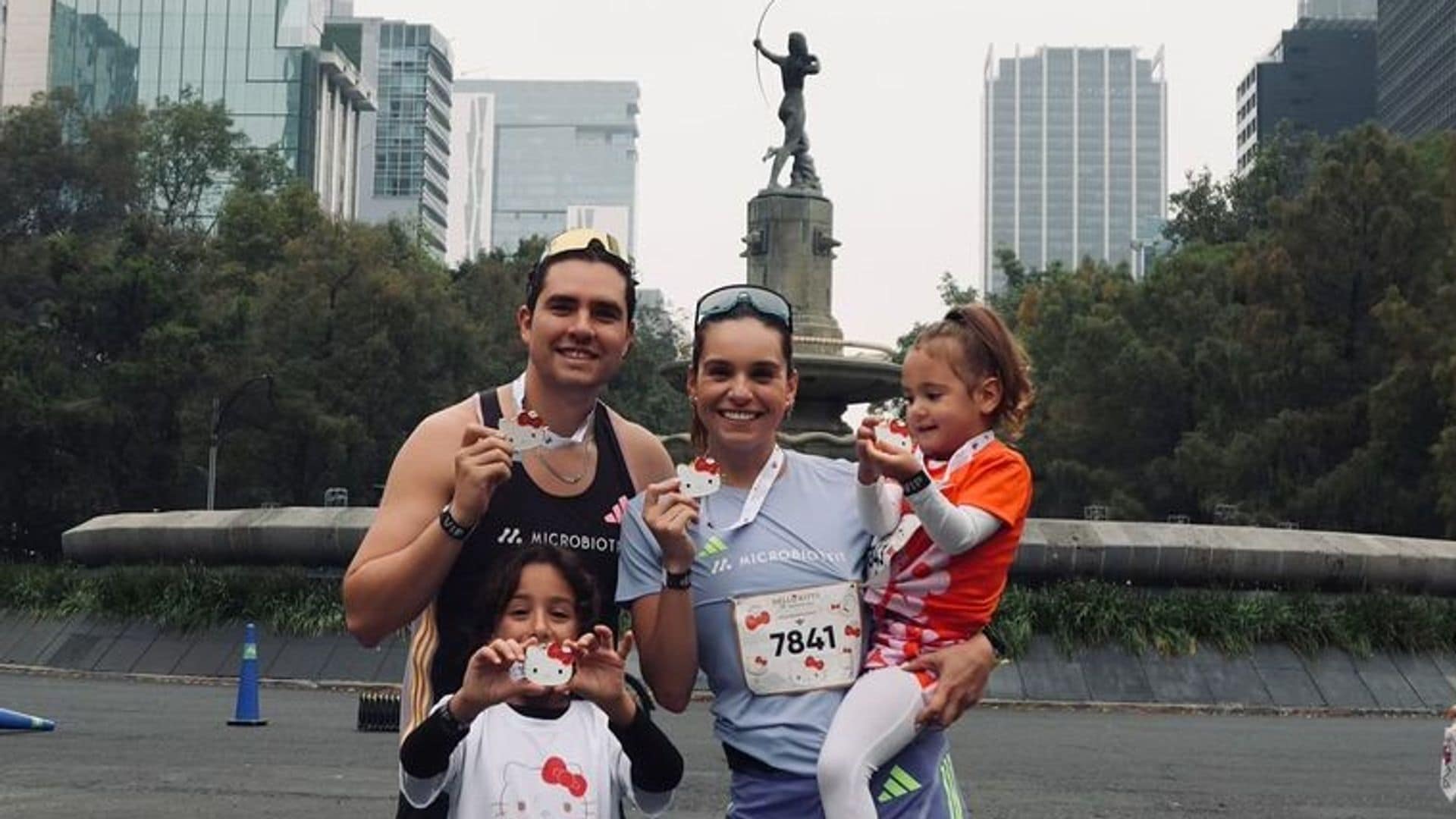 En familia y con su novio, Tania Rincón participa en su carrera más especial: 'Lo disfrutamos muchísimo'