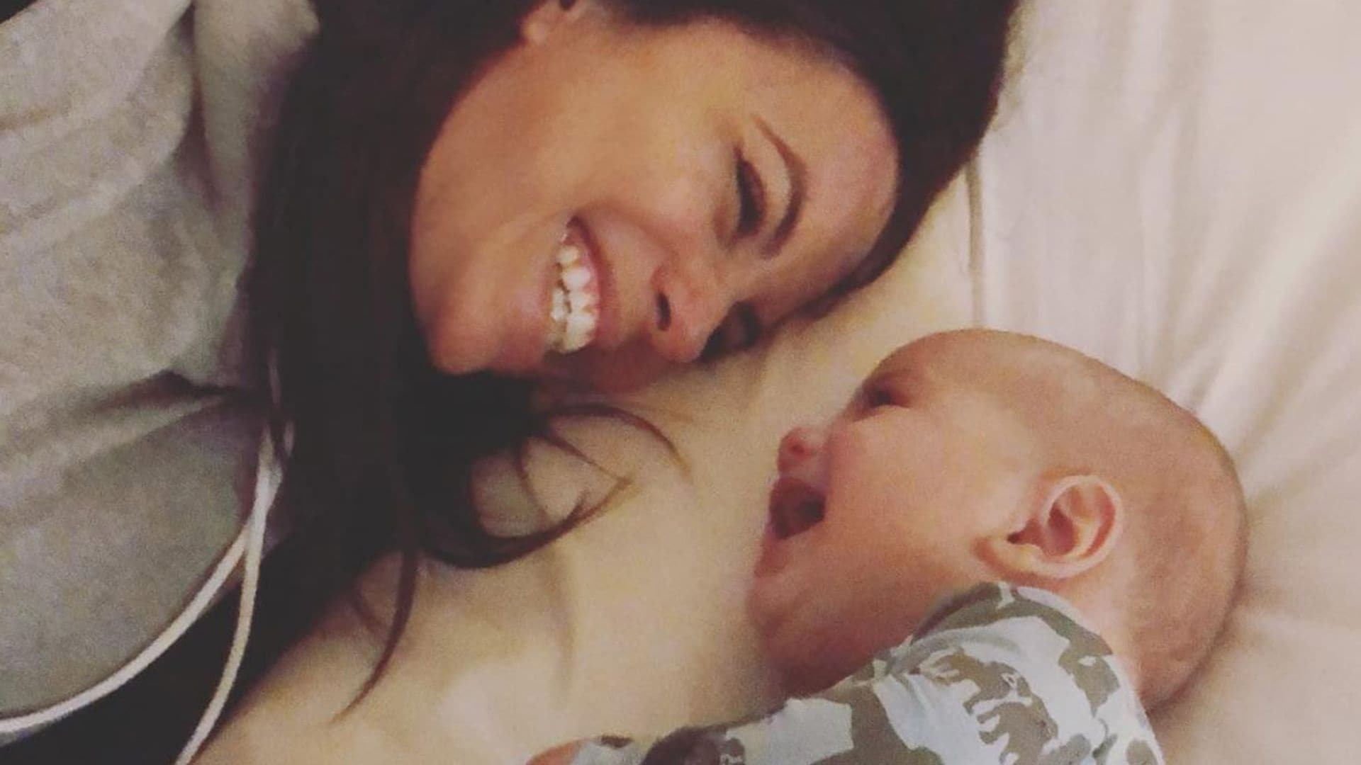 Así consigue Eva Longoria que su pequeño Santi tenga siempre a sus padres junto a él