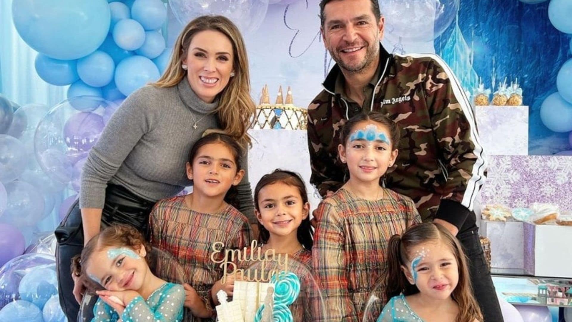 Jacky Bracamontes y Martín Fuentes celebran el cumpleaños de sus mellizas con los mensajes más esepeciales