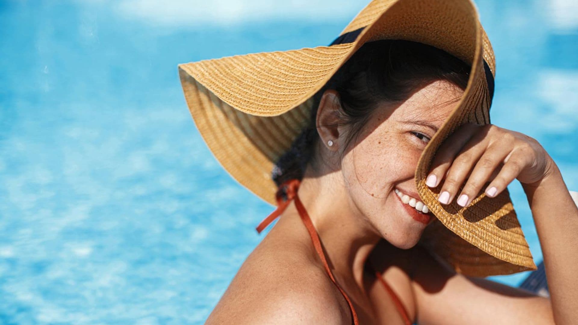 Apunta estos consejos para proteger tu piel del sol este verano ¡sin excusas!