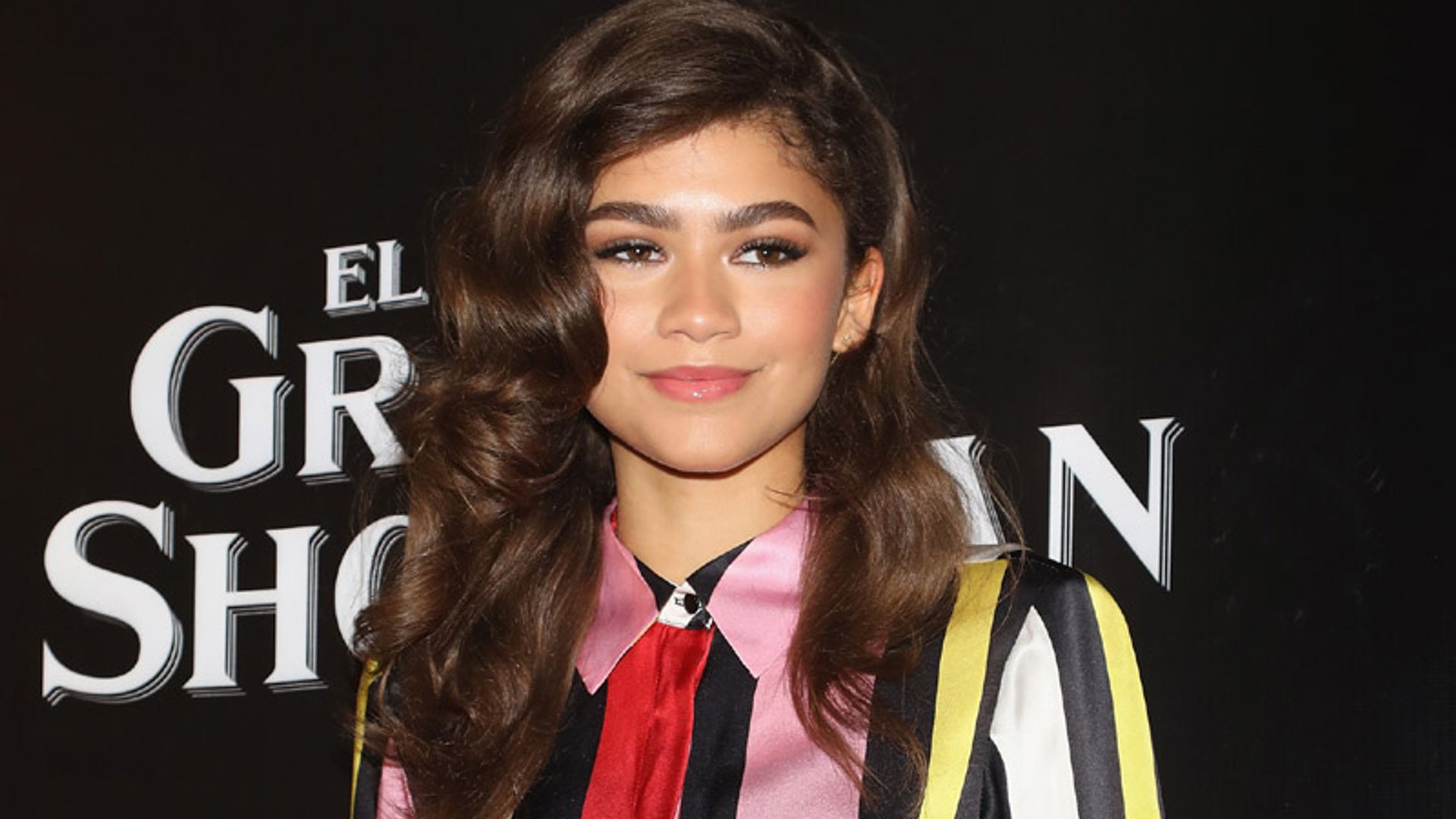 Sin rulos ni tenacillas, Zendaya ondula su melena con el método más atípico