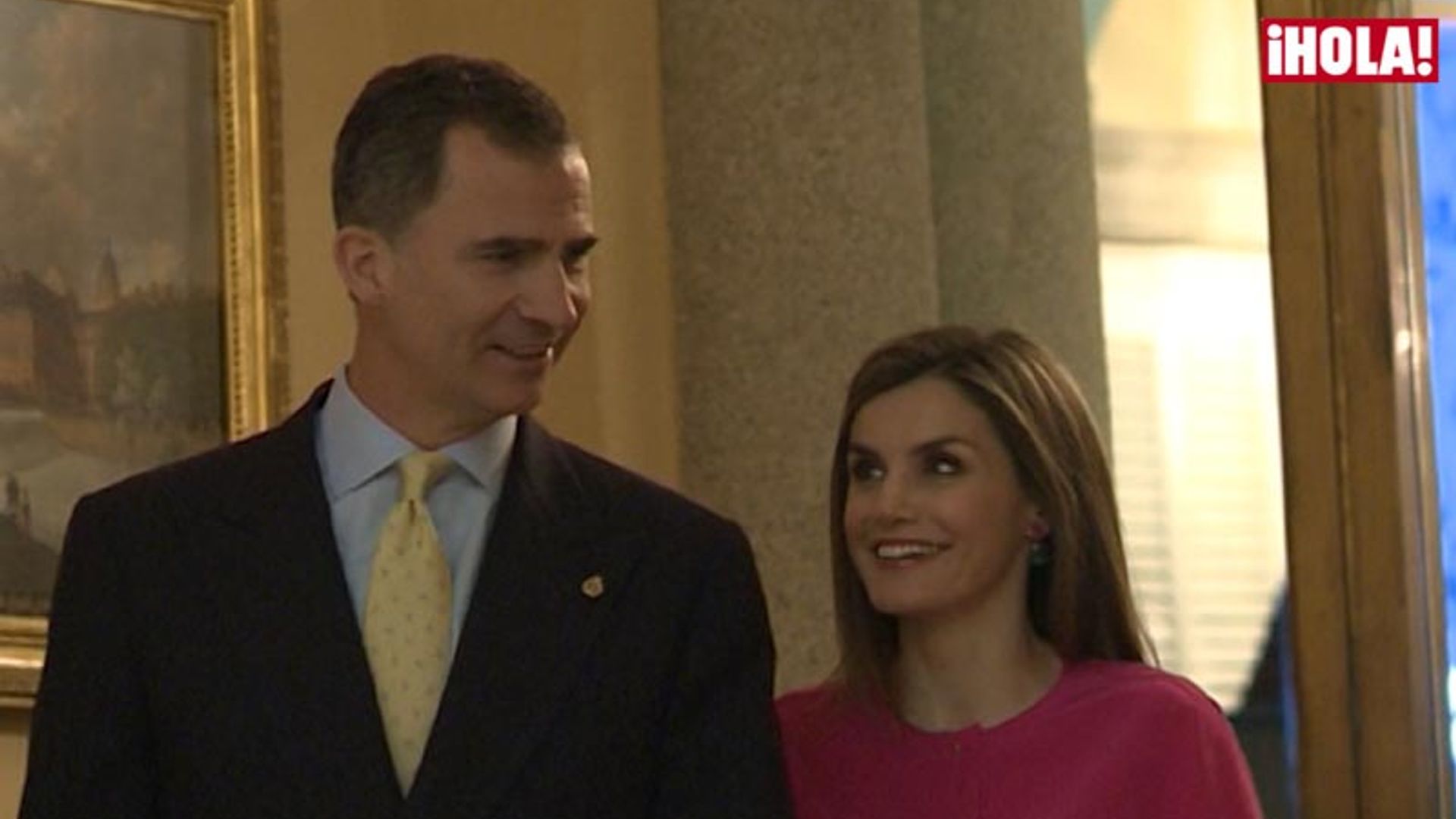 Don Felipe y doña Letizia, ¿a qué se deben sus sonrisas?