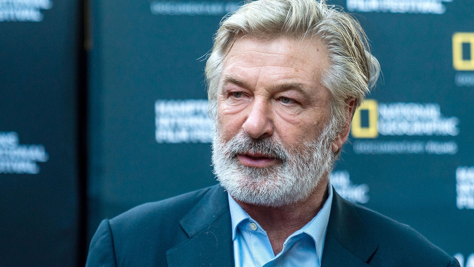 La fiscalía retira el agravante de cinco años de cárcel contra Alec Baldwin por la muerte de Halyna Hutchins