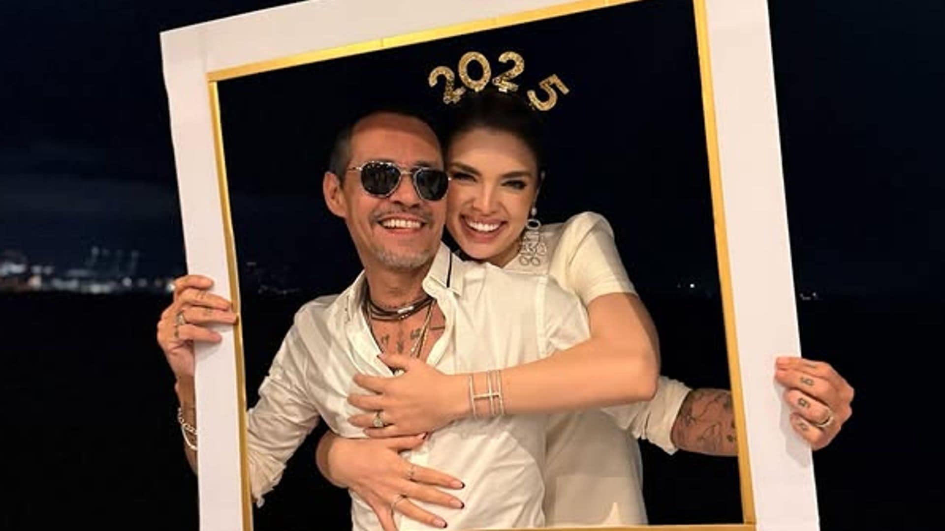 Marc Anthony y Nadia Ferreira inician el año con festejo familiar a bordo de un yate y show en Miami