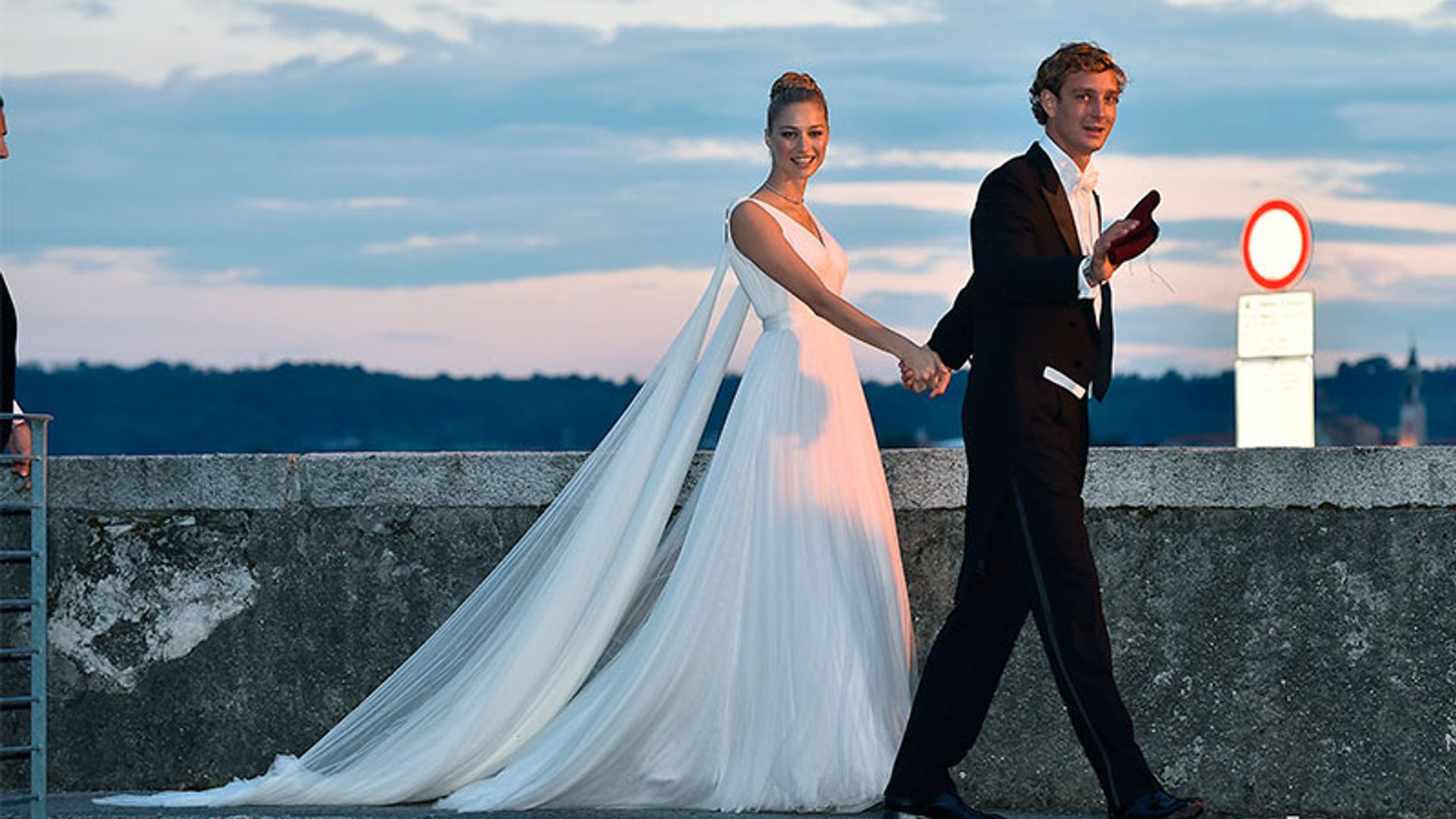 Beatrice Borromeo comparte fotos nunca antes vistas de su prueba de vestido de novia