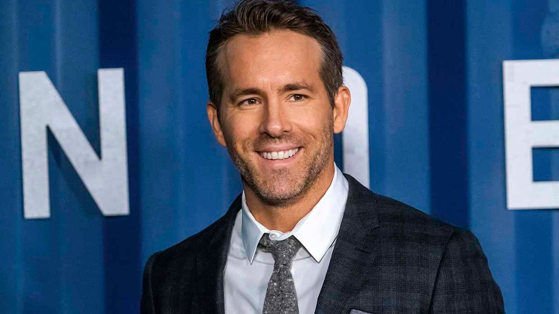 ¡Lo ha vuelto a hacer! Ryan Reynolds encandila a todos con las bromas sobre su matrimonio